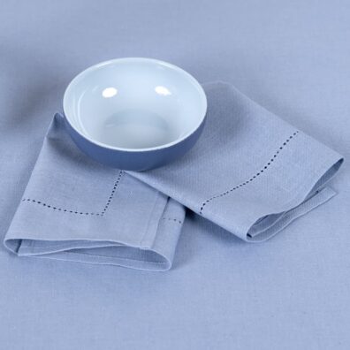Himmelblå serviett med hullmønster av lin-bomull stoff