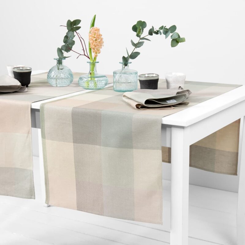 NATA halvlin bordl&oslash;per gr&oslash;nnlig rutete