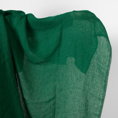 Linstoff smaragdgrønn gjennomsiktig vasket