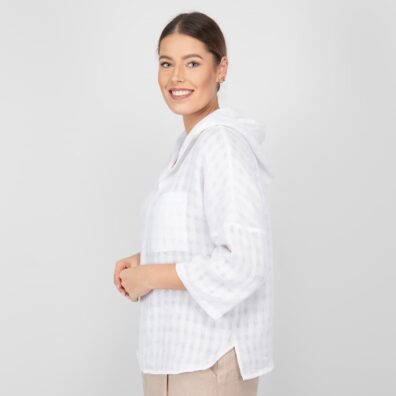 Hvit linbluse med sideslidser
