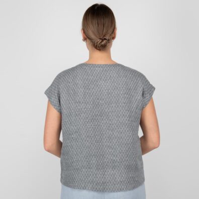 Grå linbluse med ruter