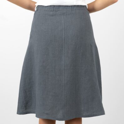 Grå linskjørt med elastisk linning bak, glidelås i siden