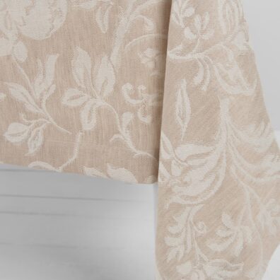 Halvlin brun duk blomstrete jacquard med 4cm brettet kant