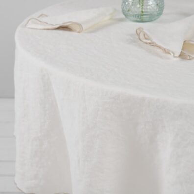 Rund melkehvit lin duk