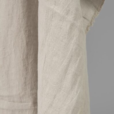 Bredt vasket linstoff naturgrå-hvitt melert egnet for sying klær og hjemmetekstiler