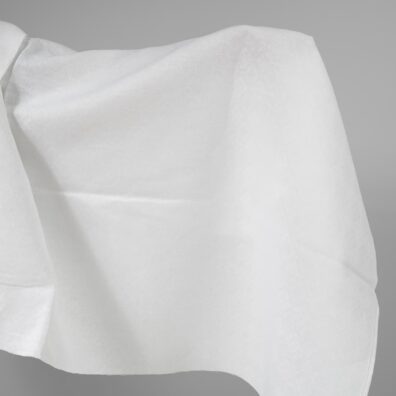 Knallhvitt halvlin stoff med romber