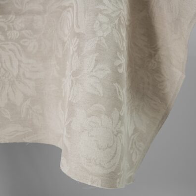 Lysegrått lin-bomull stoff i blomstermønster 150cm bredt