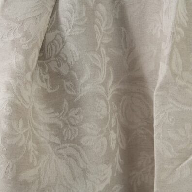 Lysegrått lin-bomull stoff i blomstermønster for klær, hjemmetekstiler