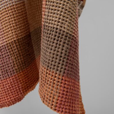 ”Vaffel” lin-bomull stoff brun rutete vasket for badekåper og badehåndklær