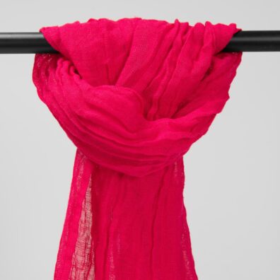 Mørkrosa lin sjal av spesielt vasket, mykt, skånsomt stoff