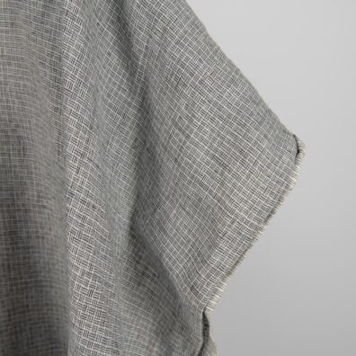 Mørkegrått mønstret linstoff vasket, mykt, skånsomt