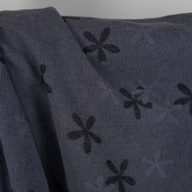 Lin-bomullsstoff blågrått med blomster vasket, mykt, skånsomt