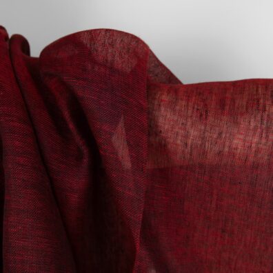 Linstoff svart-rød melert gjennomsiktig, løstvevd, lett