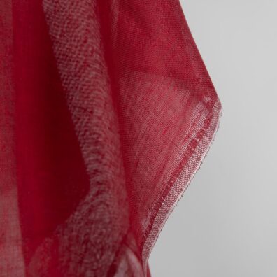 Gjennomsiktig linstoff mørkerødt 150cm bredt