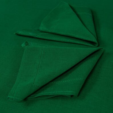 Halvlin serviett grønn med hullmønster