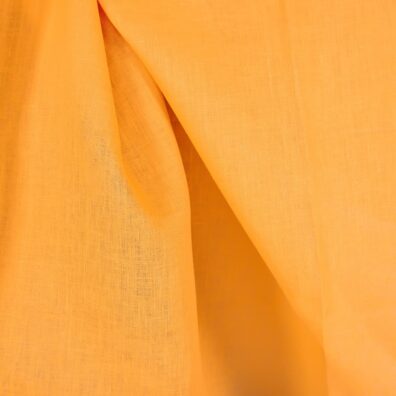 Linstoff i dyp gul farge til klær, hjemmetekstiler
