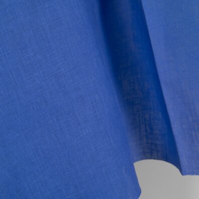 Linstoff i knallblått er tett, middels tungt og middels tykt