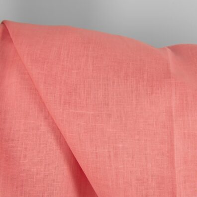 Rosa linstoff er tett, middels tungt og middels tykt