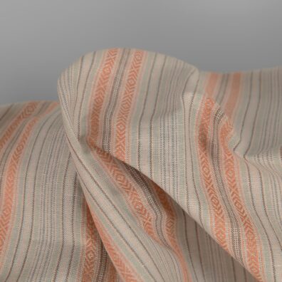 Lin-bomullsstoff med mønstrede striper, vevd garn i flere nyanser av brunt, grått og grønnaktig