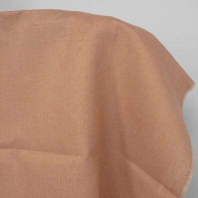 Linstoff i brun leirfarge for sying klær, hjemmetekstiler