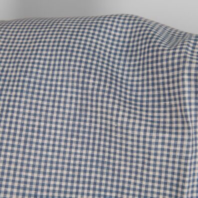 Linstoff med ruter, vevd brunaktig (bleket kakao), mørk blågrått, lys kremfarget og grønnblått garn