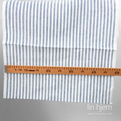 Håndkle linstoff hvitt med blå striper 50cm bredt