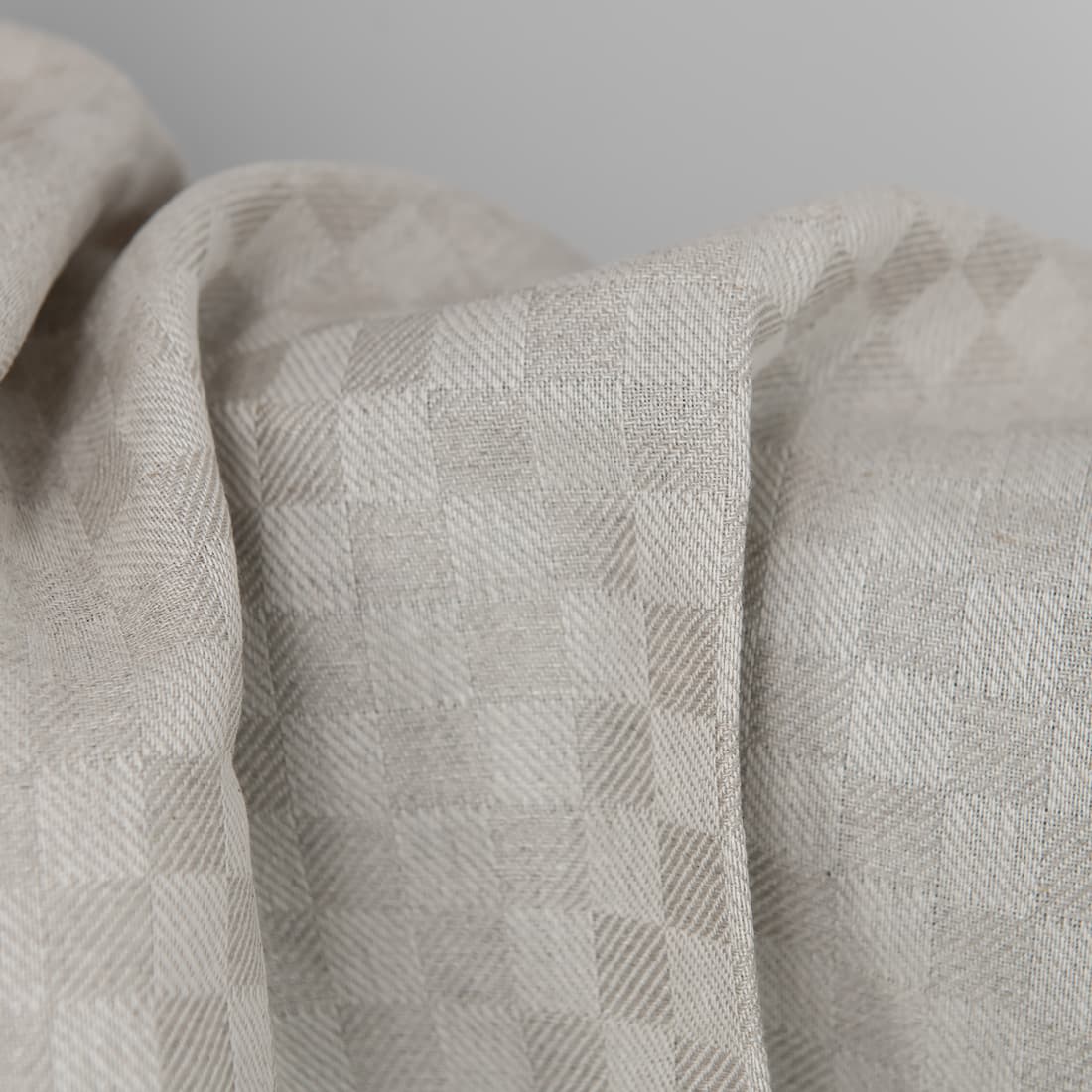 Halvlinstoff beige rutete 150cm bredt