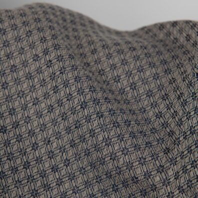 Lin-bomullsstoff beige-blått med diamantmønster og blomster