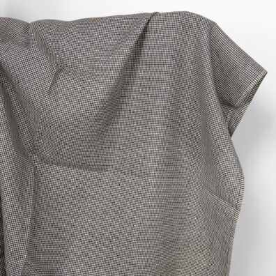 Linstoff med naturgrå og svarte ruter