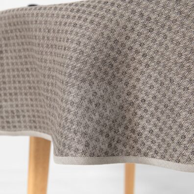 TONY halvlin rund (oval) mørkebrun-beige duk med 1cm bred beige passepoil