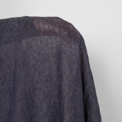 Linstoff mørk blå gjennomsiktig vasket passer til å sy skjerf, gardiner