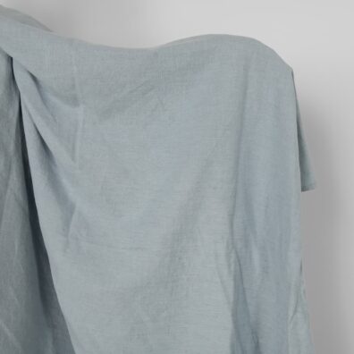Lin-bomullsstoff lysegråblått vasket