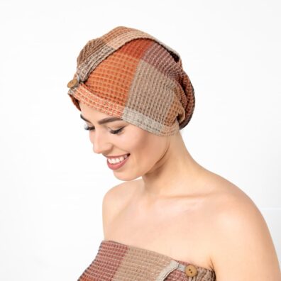 BINGO halvlin hårhåndkle brun rutete festes med en knappe