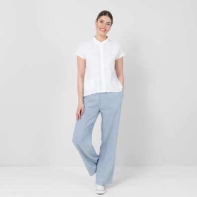 Hvit linbluse med korte ermer