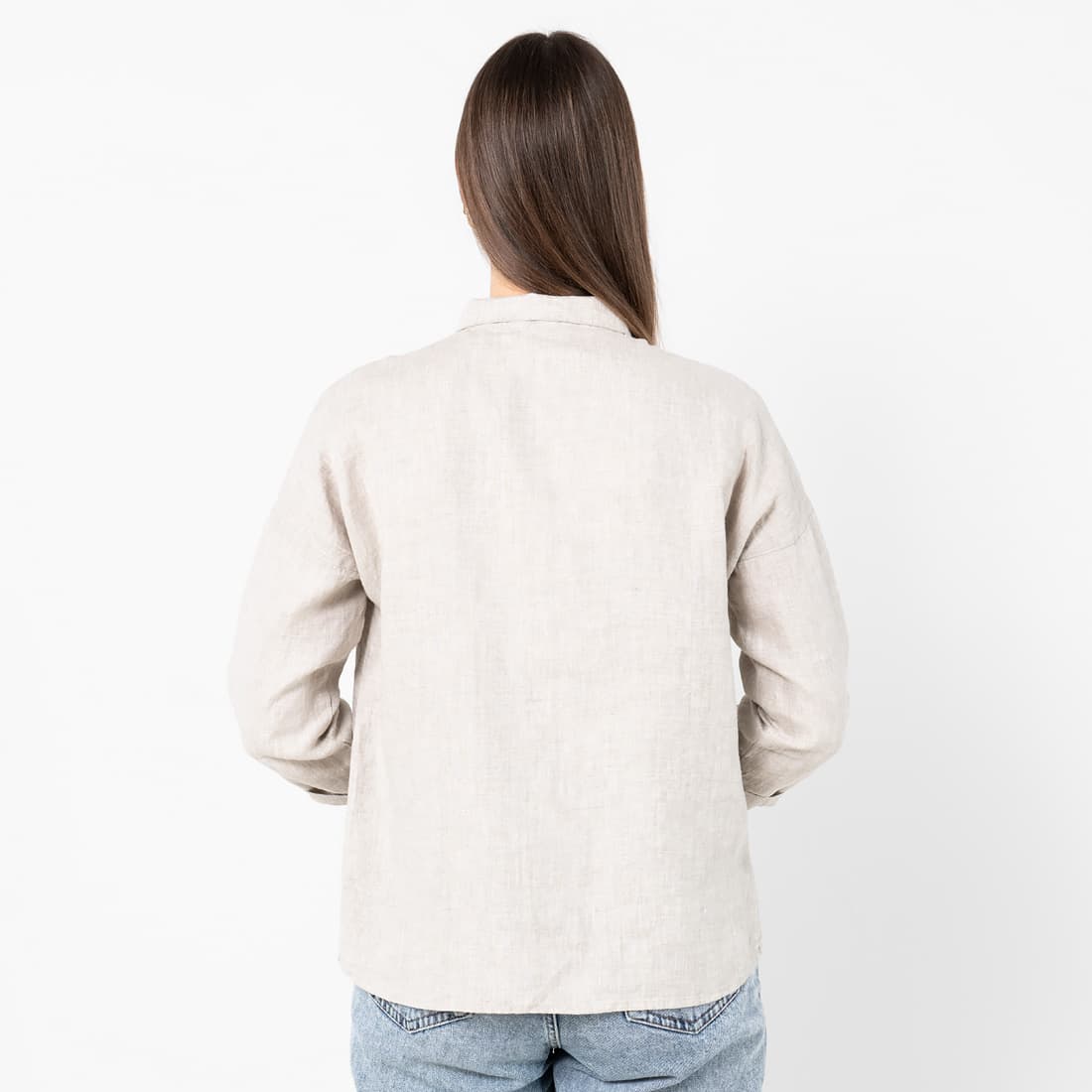Beige linbluse, skjortebluse, rett silhuett, hoftetilpasset