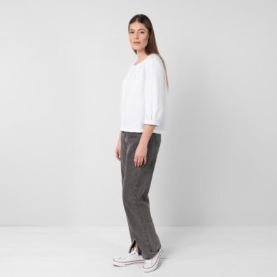 WANDA hvit bluse med rund hals