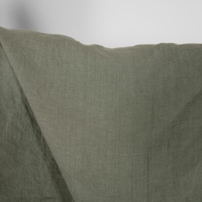 Linstoff i grågrønn farge vasket 145cm bredt