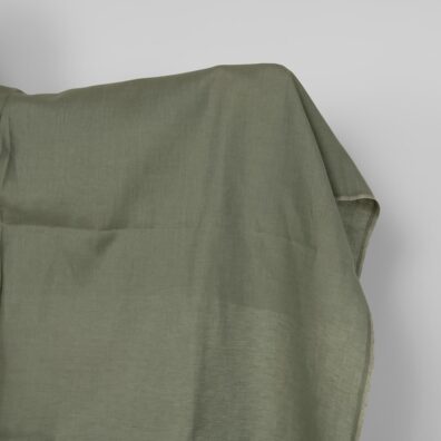 Linstoff i grågrønn farge