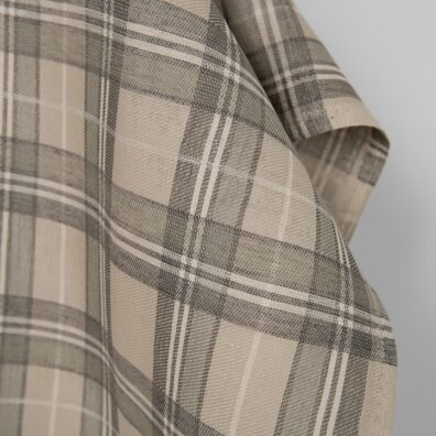 Beige lin-bomullsstoff i ruter 180cm bredt