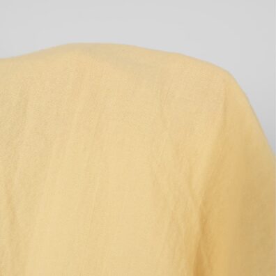 Halvlin stoff gulaktig vasket for sying klær, hjemmetekstiler