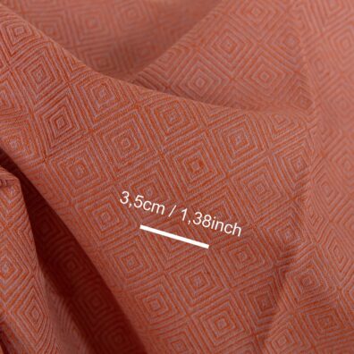 Halvlin stoff med diamanter, vevd garn av syrin (lilla) og oransjebrunt