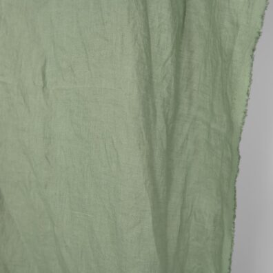 Linstoff i lysegrønn farge lett vasket, mykt, skånsomt