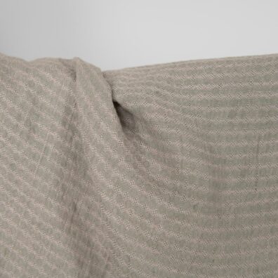 Linstoff med lilla-grønt diamantmønster vasket for sying klær, hjemmetekstiler