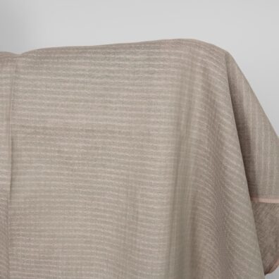 Linstoff med lilla-grønt diamantmønster