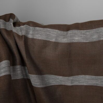 Linstoff med oransje, brune striper 180cm bredt