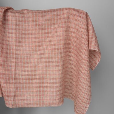 Linstoff med oransje ruter