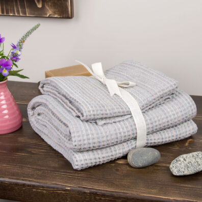 BINGO halvlin håndkle lysgrå melert, håndkle-sett bundet med et bredt bånd