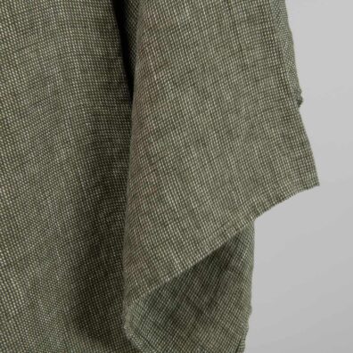 Mosefarget-hvitt linhåndkle finmønstret