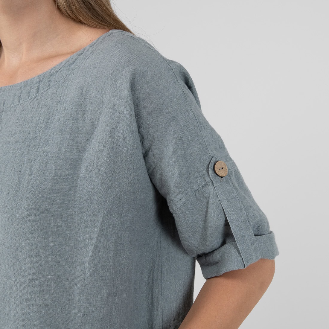 MAROCCO blågrå linkjole, albuelange ermer med påsydde stropper