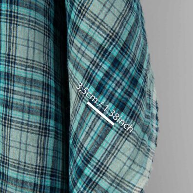 Linstoff med turkise og grå ruter vasket 295cm bredt